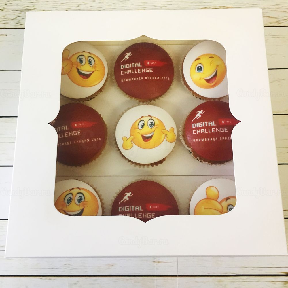 Сладкие корпоративные подарки от МТС - десерты и упаковка с логотипом