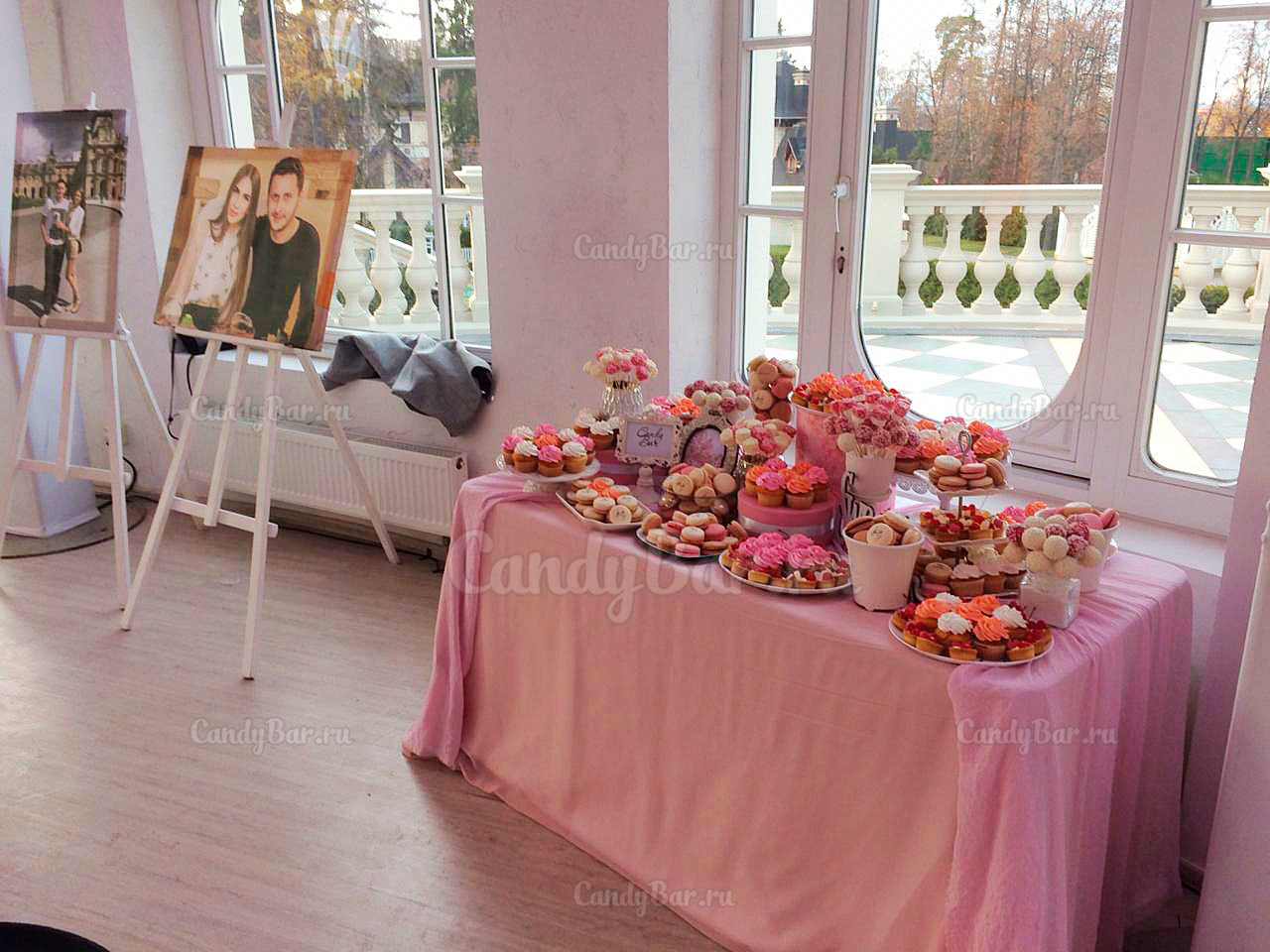 Свадебный кэнди бар в розовом цвете