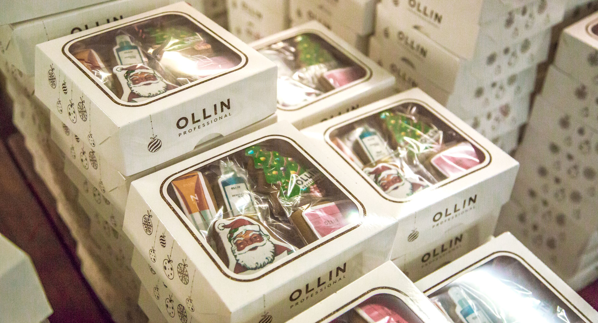 Корпоративные подарочные наборы от компании OLLIN - печенье с логотипом в брендированной коробочке