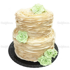 Свадебный торт с зелеными цветами