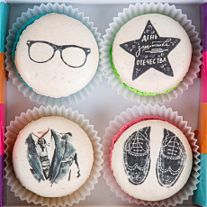 Макаруны на 23 февраля 4 шт